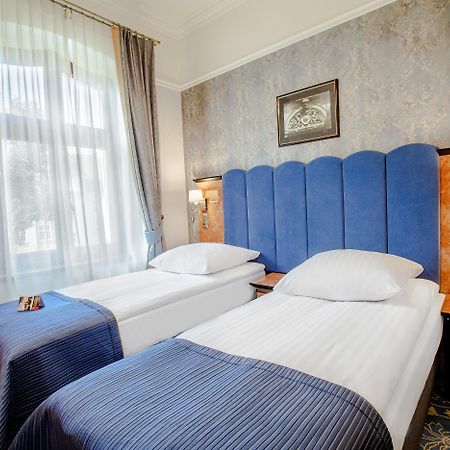 Hotel Diament Plaza Hlivice Exteriér fotografie