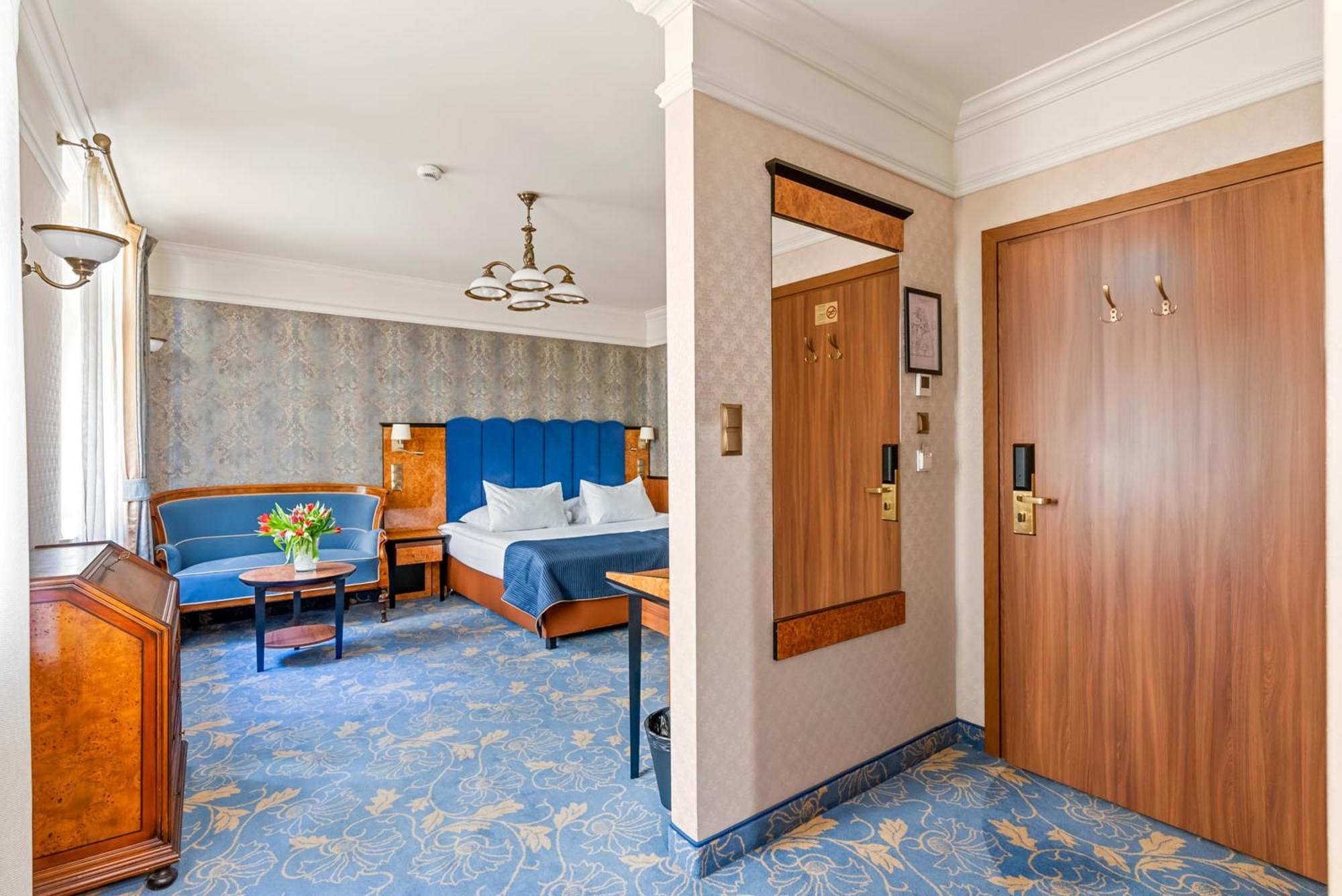 Hotel Diament Plaza Hlivice Exteriér fotografie