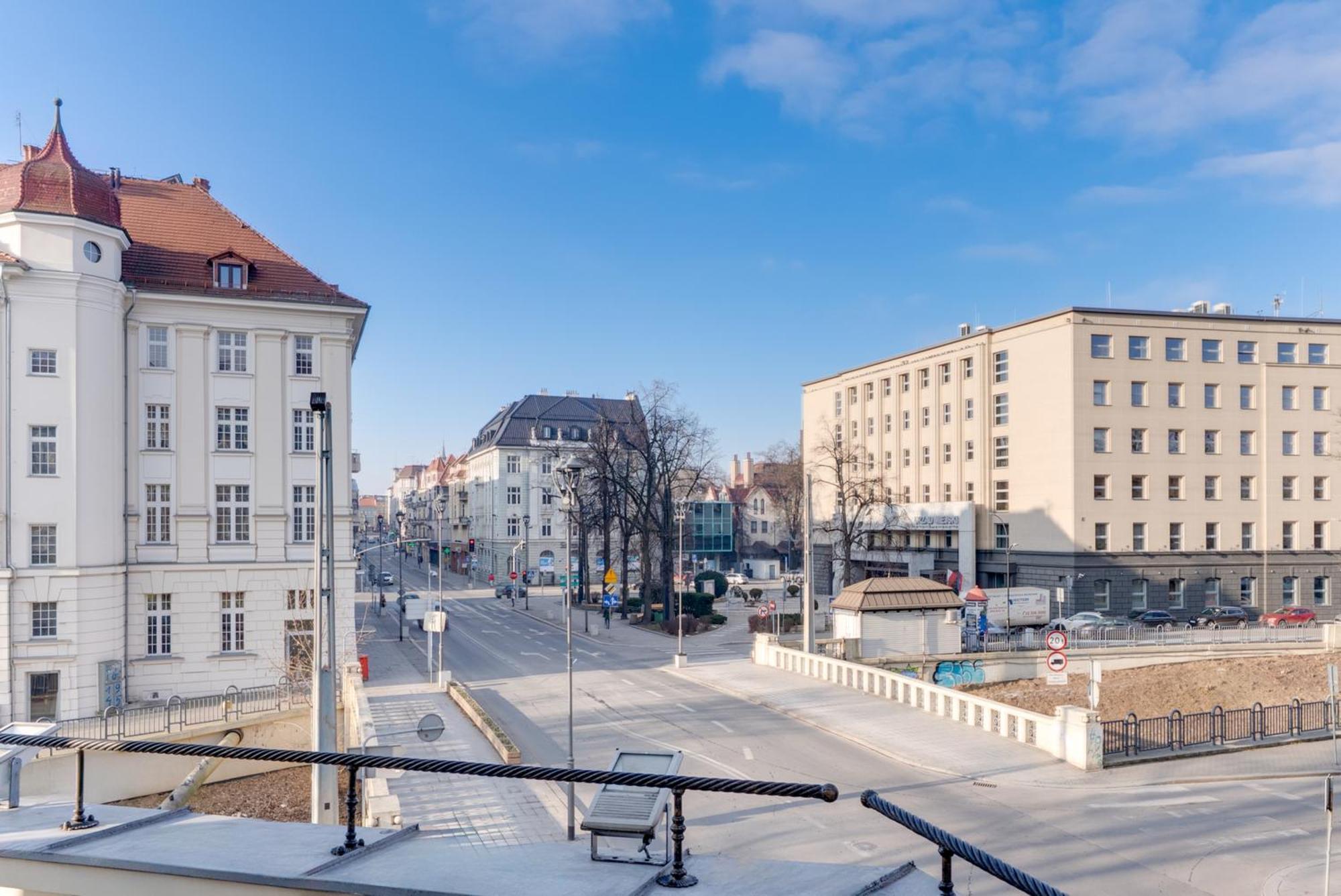 Hotel Diament Plaza Hlivice Exteriér fotografie