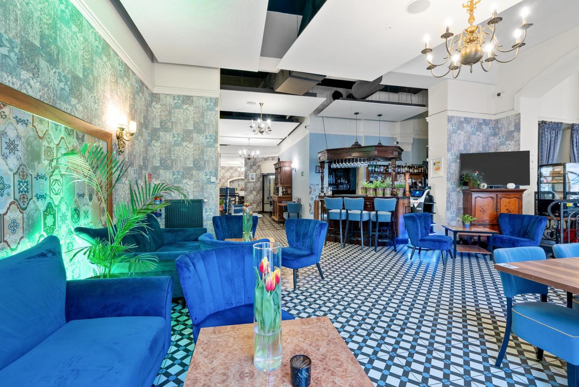 Hotel Diament Plaza Hlivice Exteriér fotografie